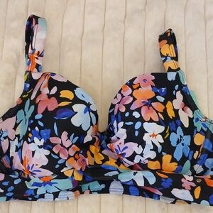 Women’s Floral Underwire Swim Top - Black Multi